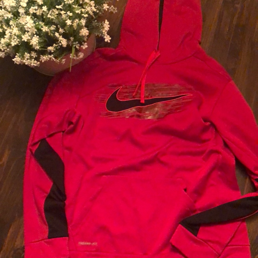 Nike Therma-Fit hoodie